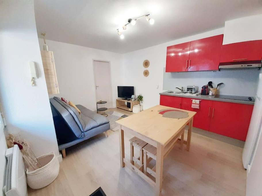 Le Bilbao, T2, Centre-Parking Gratuit-Terrasse Apartment Tarbes Exterior photo